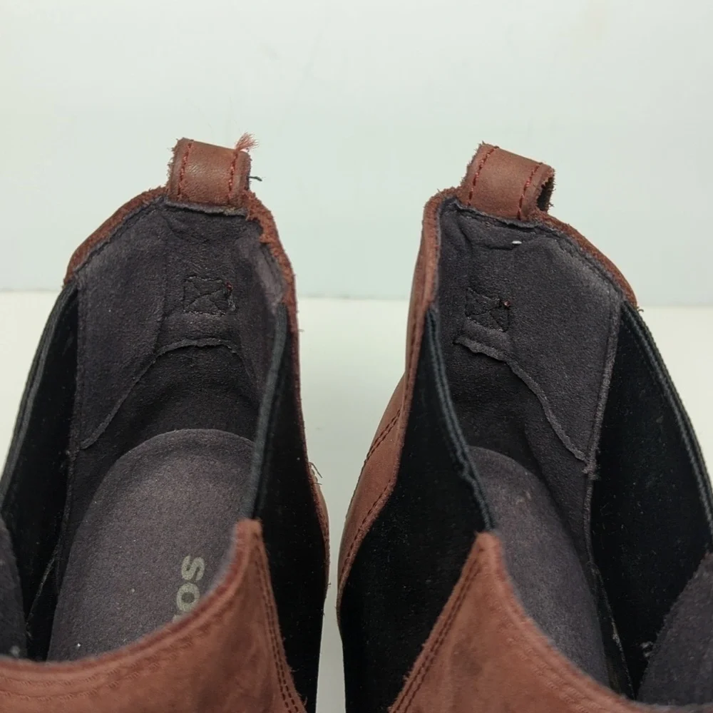 Sorel Lea hidden wedge Chelsea leather ankle boots womans size 8 EU 39